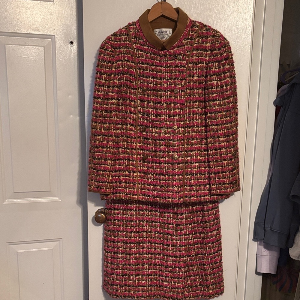 CHANEL Pink and Brown Tweed Long Sleeve suit dress